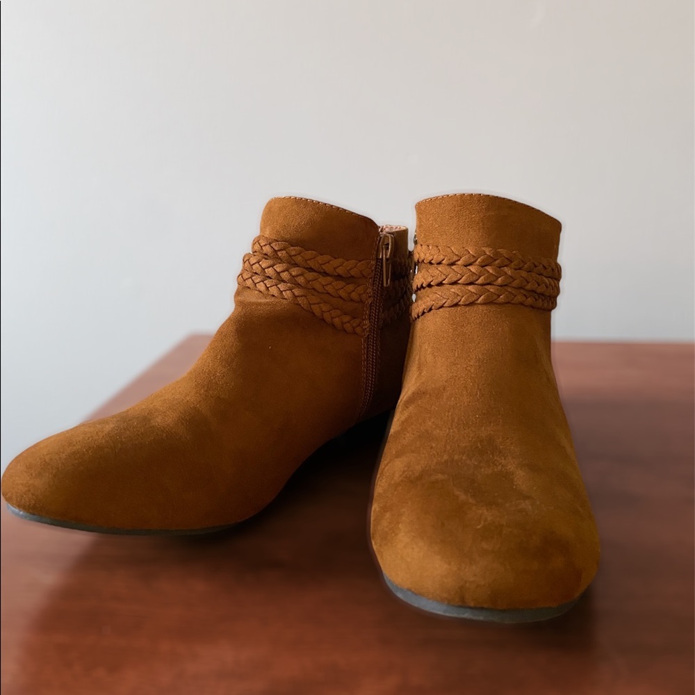 New Directions Tillie Ankle Booties
